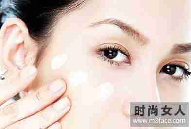 抗油不脱妆 6步打造秋日心机底妆点击图片进入下一页