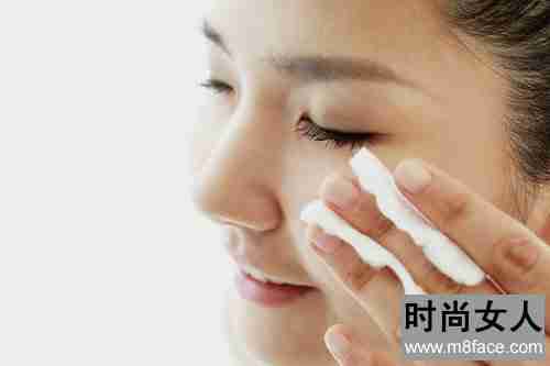 警惕 化妆棉也可能威胁你的皮肤