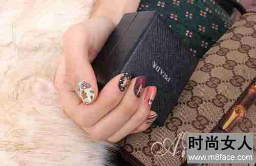  玩转指尖时尚 各式美甲图案任你选 